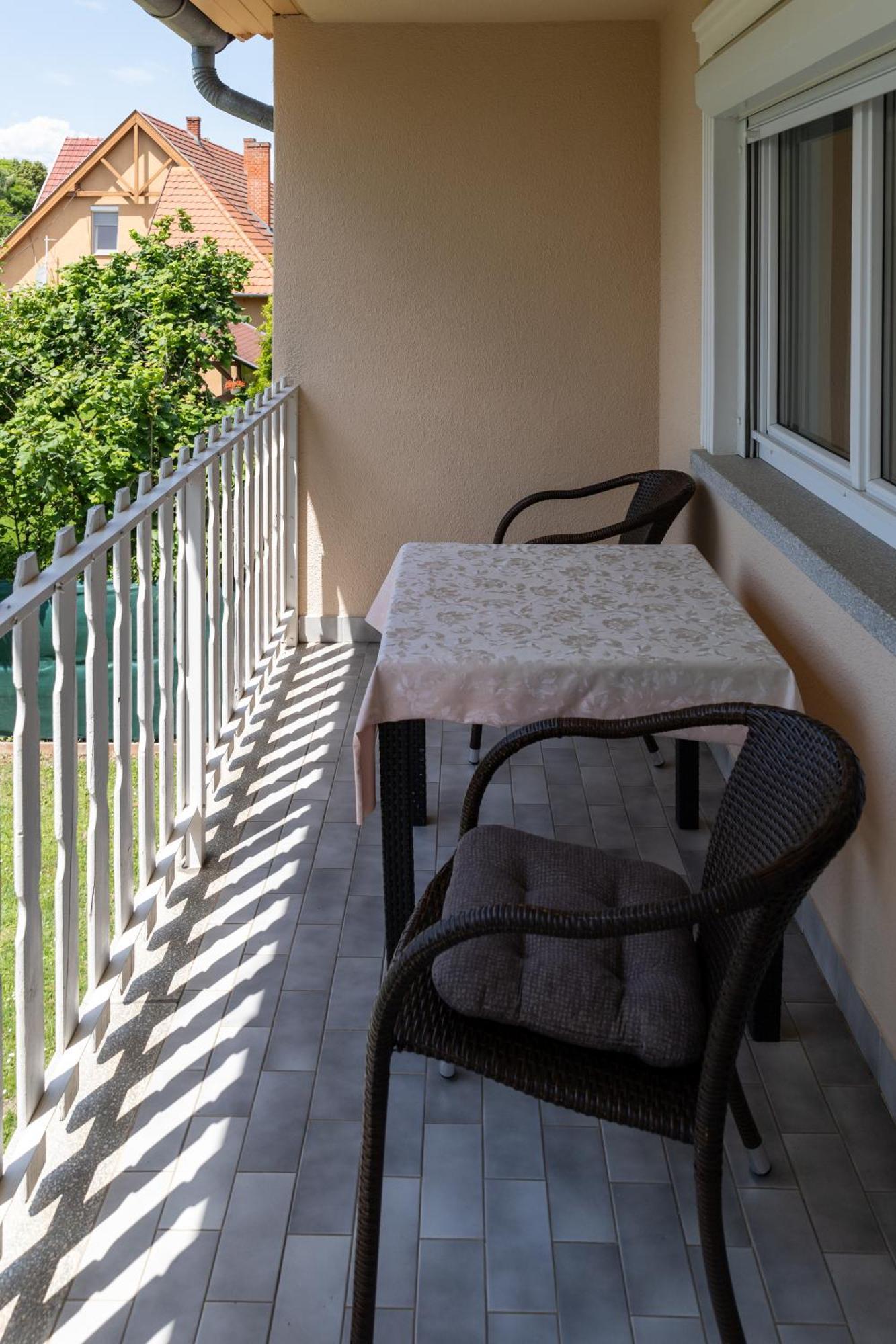 FausztLand Apartments Zamárdi Exterior foto